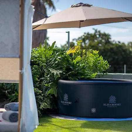 Luxusní stan Experiencia Burbuja Con Jacuzzi Privado, Piscina Y Vistas Al Mar