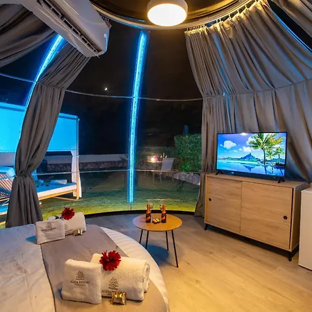 Experiencia Burbuja Con Jacuzzi Privado, Piscina Y Vistas Al Mar