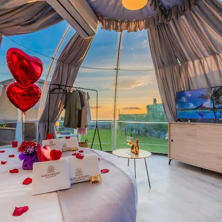 Luxusní stan Experiencia Burbuja Con Jacuzzi Privado, Piscina Y Vistas Al Mar *