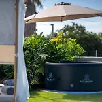 ラグジュアリーテント Experiencia Burbuja Con Jacuzzi Privado, Piscina Y Vistas Al Mar