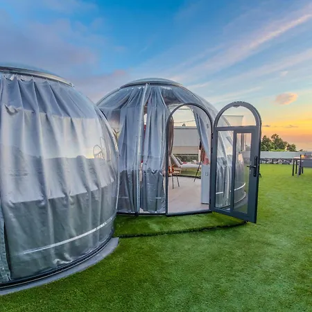 Experiencia Burbuja Con Jacuzzi Privado, Piscina Y Vistas Al Mar