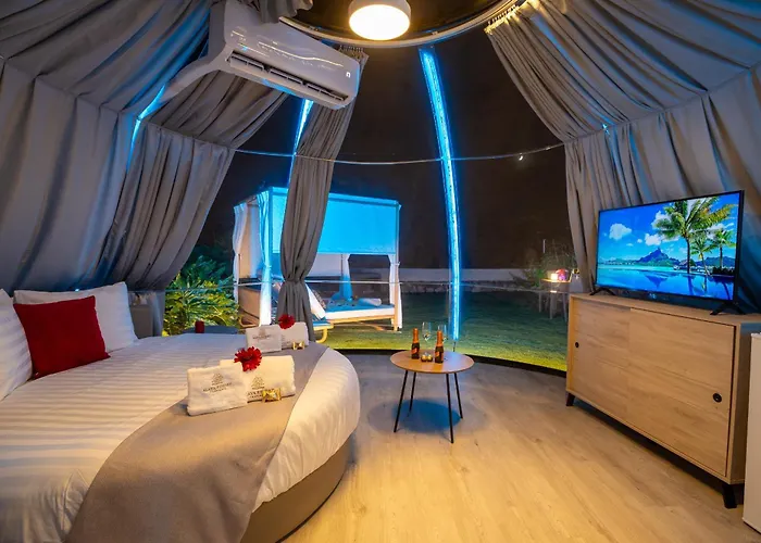 Experiencia Burbuja Con Jacuzzi Privado, Piscina Y Vistas Al Mar * 吉亚德索拉