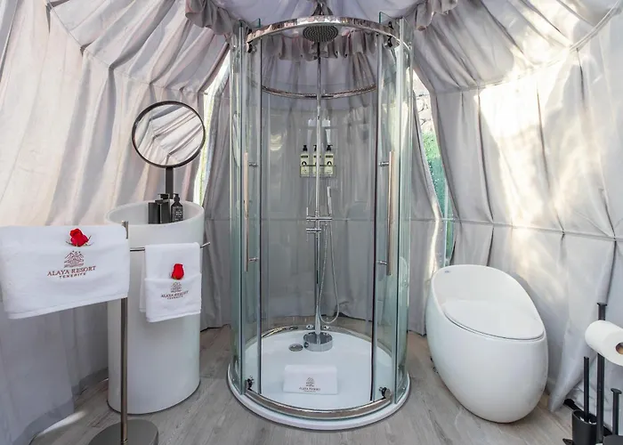 Experiencia Burbuja Con Jacuzzi Privado, Piscina Y Vistas Al Mar 吉亚德索拉