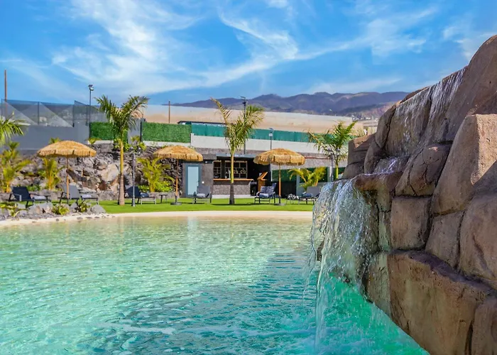 Experiencia Burbuja Con Jacuzzi Privado, Piscina Y Vistas Al Mar 吉亚德索拉