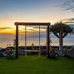 Experiencia Burbuja Con Jacuzzi Privado, Piscina Y Vistas Al Mar Luksustelt *